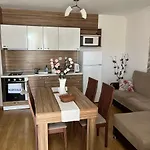 Sweet Homes 5 - For Guests Слънчев бряг