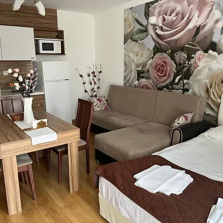 Sweet Homes 5 - For Guests