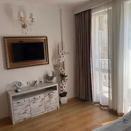 Sweet Homes 5 - For Guests Sunny Beach