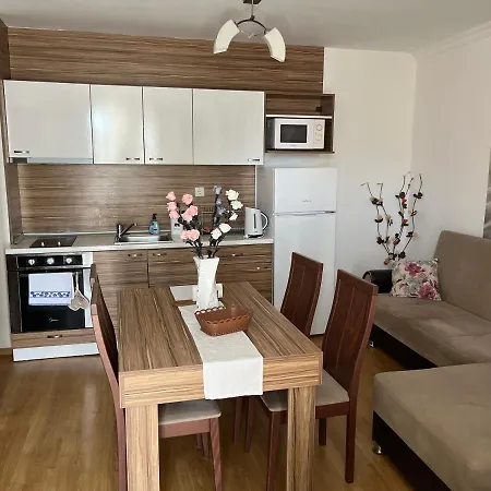 Sweet Homes 5 - For Guests סאני ביץ'